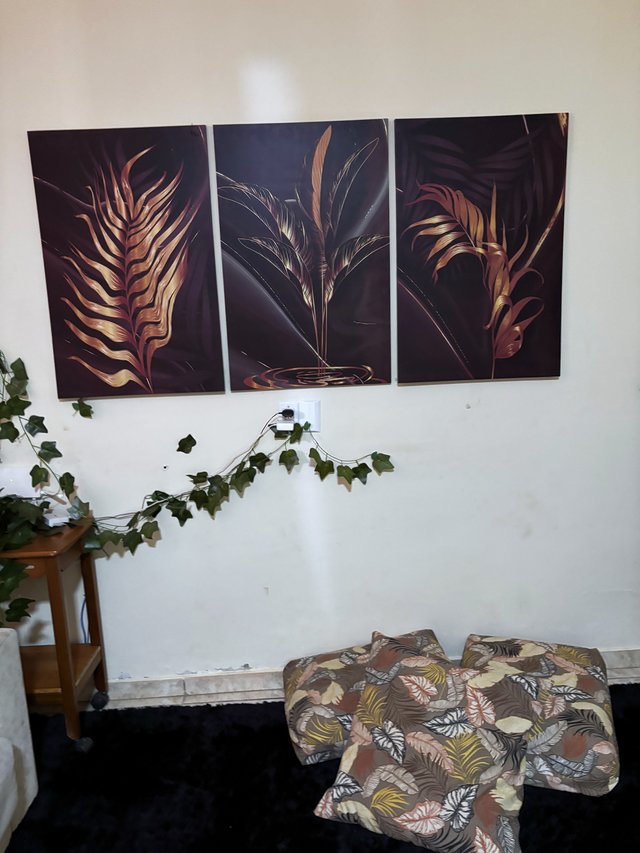 Sala de Estar — Canto com poltrona e luminária